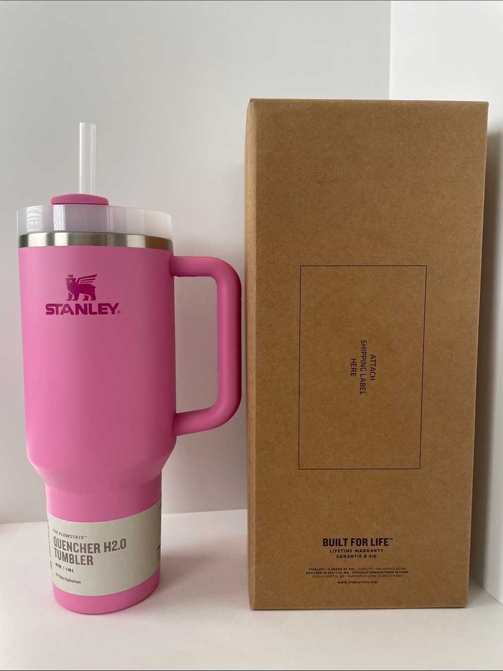 Stanley Pink Quencher H2.0 Tumbler with Handle and Straw